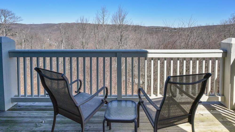 Seven Springs Woodridge 4 Bedroom Premium Condo, Deck With Mountain Views Champion