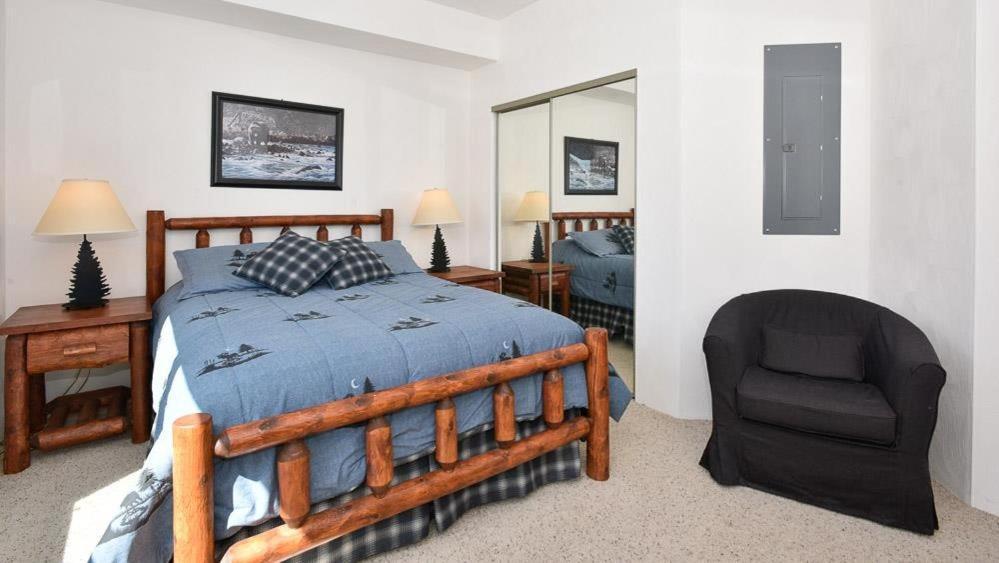 Seven Springs Woodridge 4 Bedroom Premium Condo, Deck With Mountain Views *